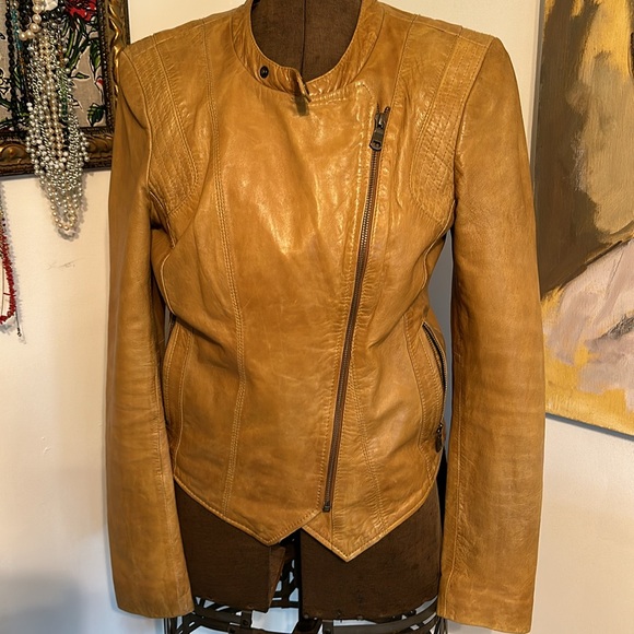 Marc New York from Andrew Marc leather motorcycle jacket, size M - Picture 3 of 7